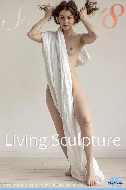 Juny - Living Sculpture