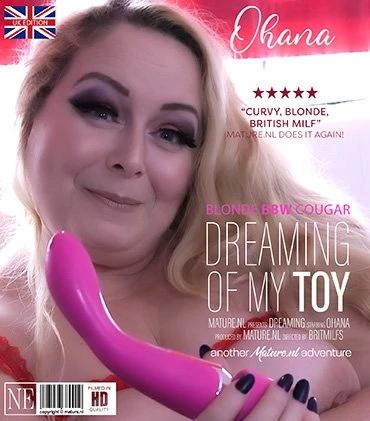 Ohana - Ohana is a 42 year old blonde bbw cougar who loves to play with her pink vibrating toy FullHD 1080p