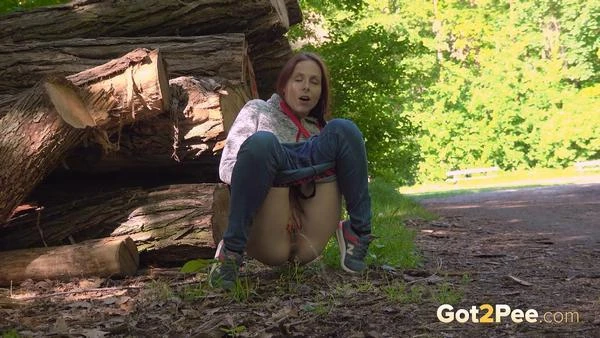 She is struggling to hold it's powerful flow (1080p)