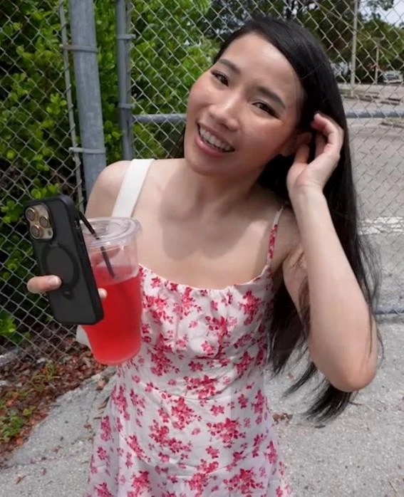 Kiki King - Try Before You Buy FullHD 1080p/HD 720p