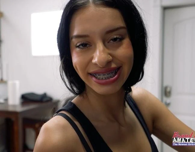 Latina Liliana - Liliana 18yo Braces Latina for Yoga and Yogurt FullHD 1080p
