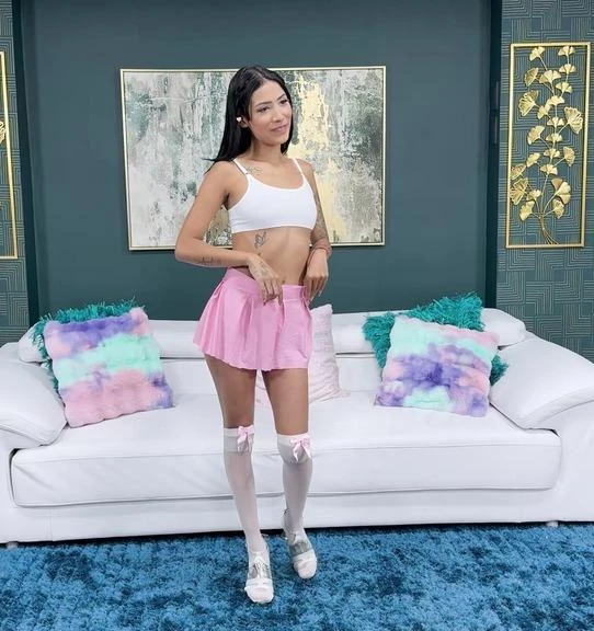 Megan Petite - A rich dap with the sexy and hot Megan Petit FullHD 1080p/HD 720p