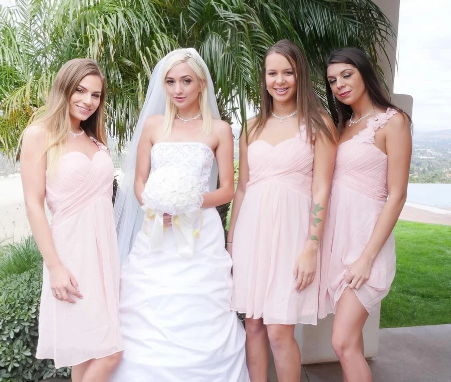 Eliza Jane, Liza Rowe, Olivia Lua, Sydney Cole - Bridesmaids FullHD 1080p