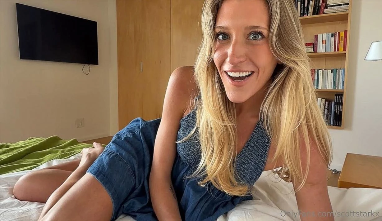 Addison Vodka - Sister's Best Friend Wants Sex FullHD 1080p