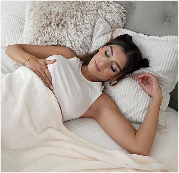 Aubry Babcock - Double Splash FullHD 1080p/HD 720p