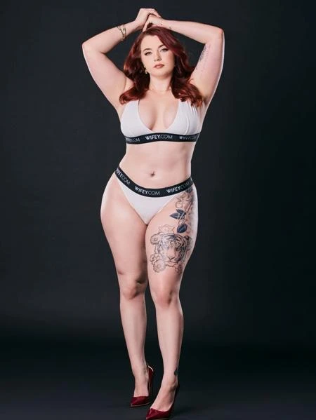 Red Rose And James - Curvy Redhead Gets Stretched Out By BBC 4K 2160p/FullHD 1080p/HD 720p