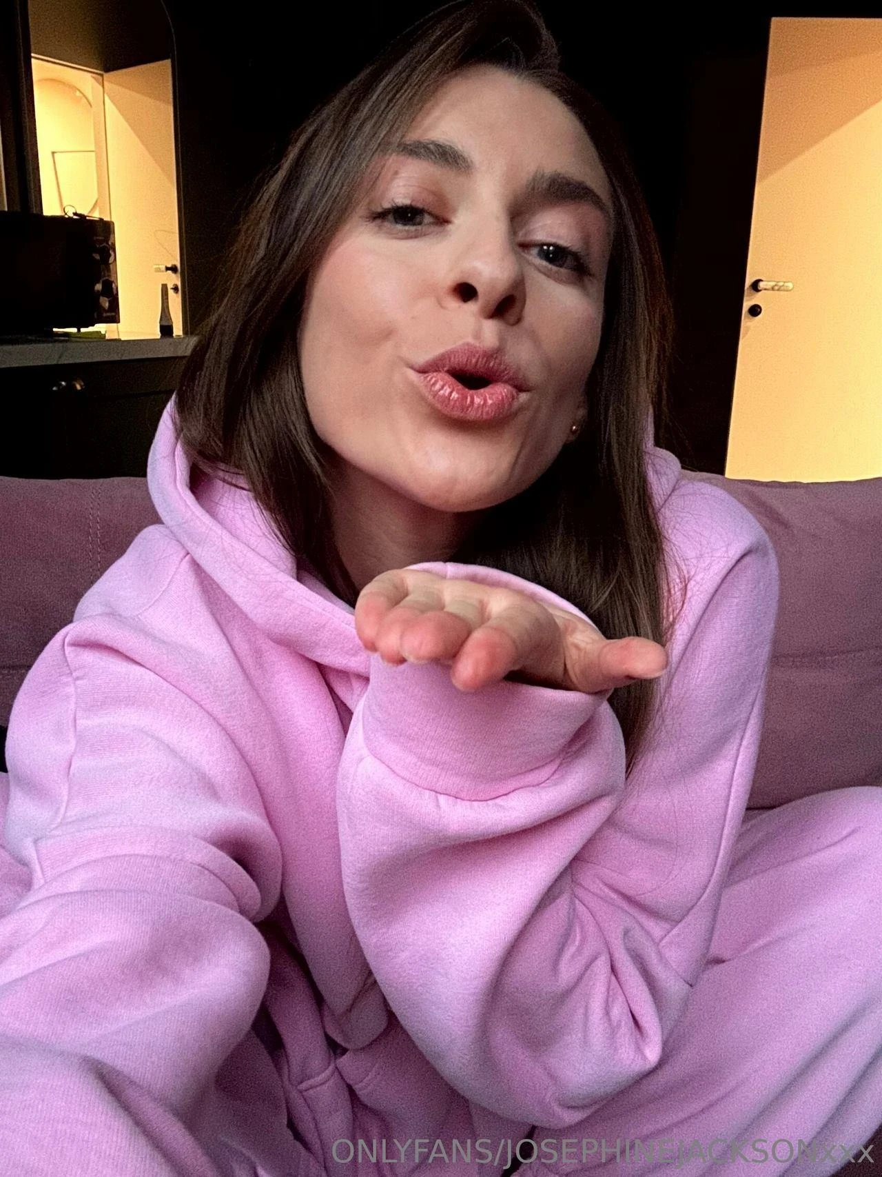 Josephine Jackson - Onlyfans Pictures