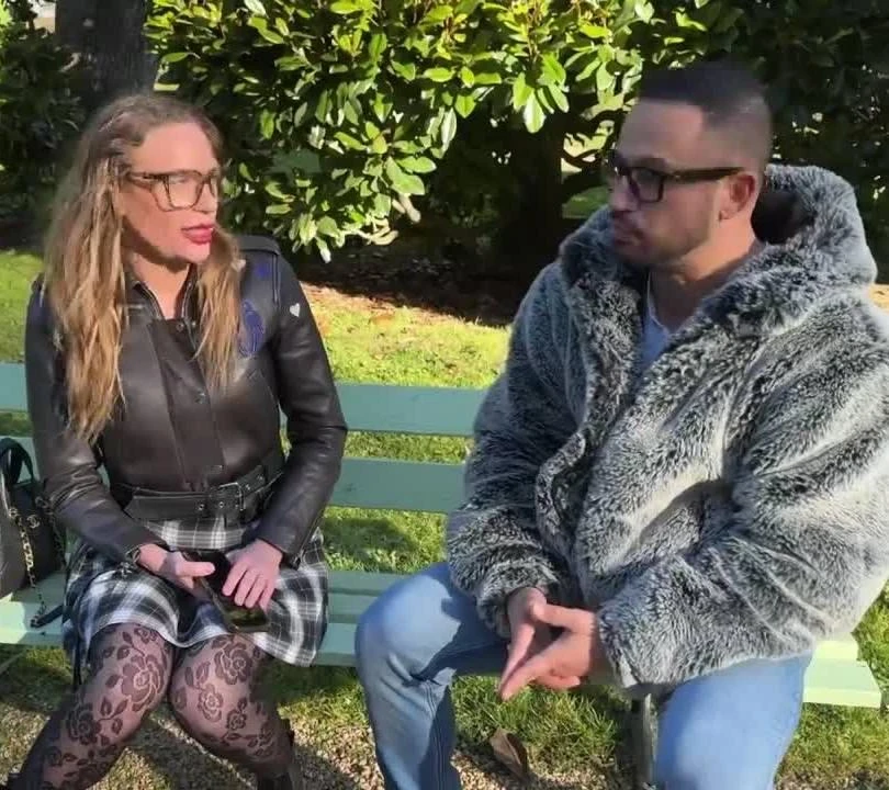 Sandra Authantik - 37 years old, masseuse in Paris! FullHD 1080p