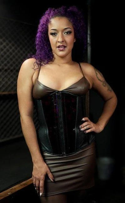 Daisy Ducati - A Well-Earned Apology FullHD 1080p