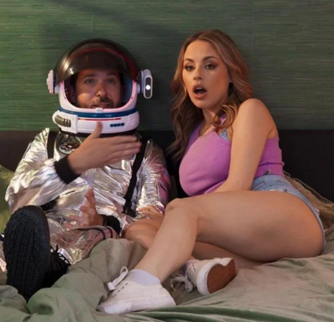 Anna Claire Clouds - Stunt Hogs - Part 2 4K 2160p/FullHD 1080p/HD 720p