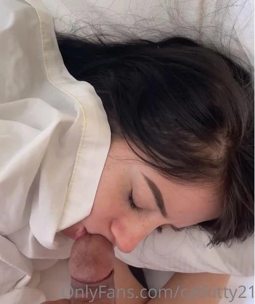 Catkitty21 - Wake me up with your Cock 2160p