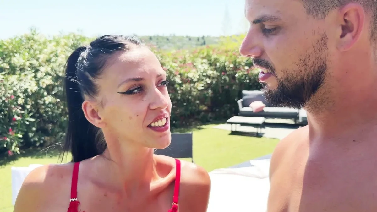 Jacquie Et Michel TV - Louna [1080p/4K]