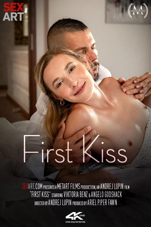 Angelo Godshack & Victoria Benz - First Kiss