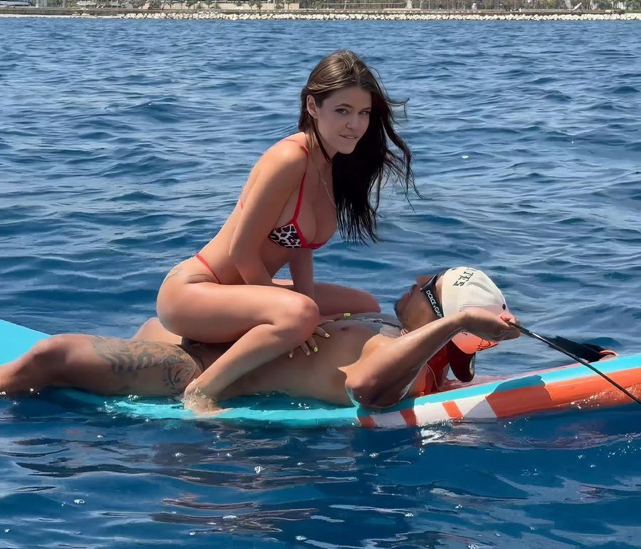 Rossa Vaxx - Caught Fucking In The Sea And We Record Her UltraHD/4K 2160p