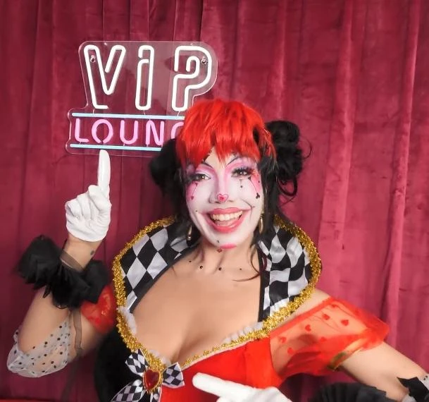 Little Puck - Clown Town Ep.8: Little Puck has some Tricks Up Her Pussy FullHD 1080p